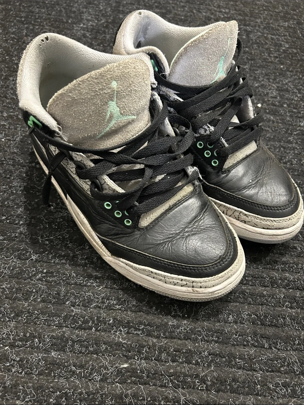 Nike Air Jordan 3 Retro Green Glow sneakers Men’s sz 7